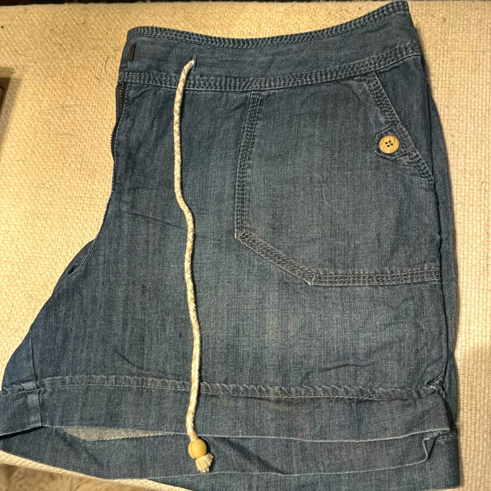 LOFT shorts